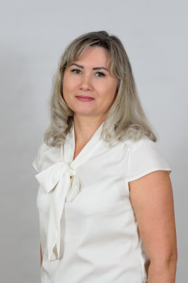 Воспитатель Лобанова Елена Николаевна Воспитатель Лобанова Елена Николаевна